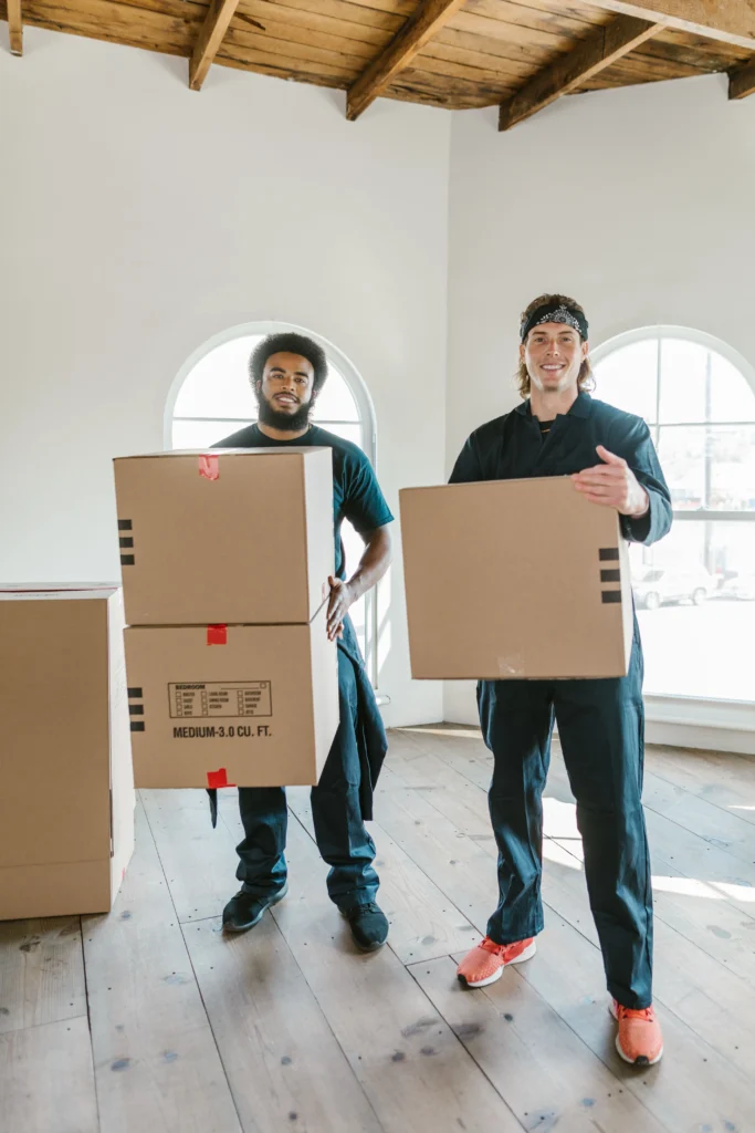 furniture mover and packers in dubai